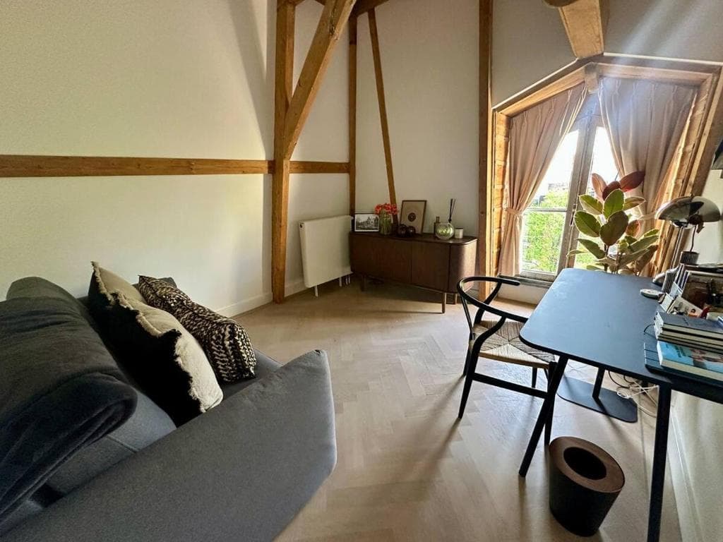 Luxurious 2BR-apt city center - 4