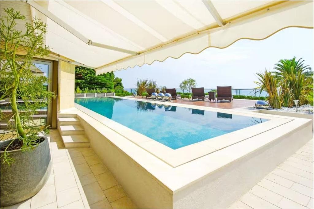 Penthouse Cap 2 minutes beach